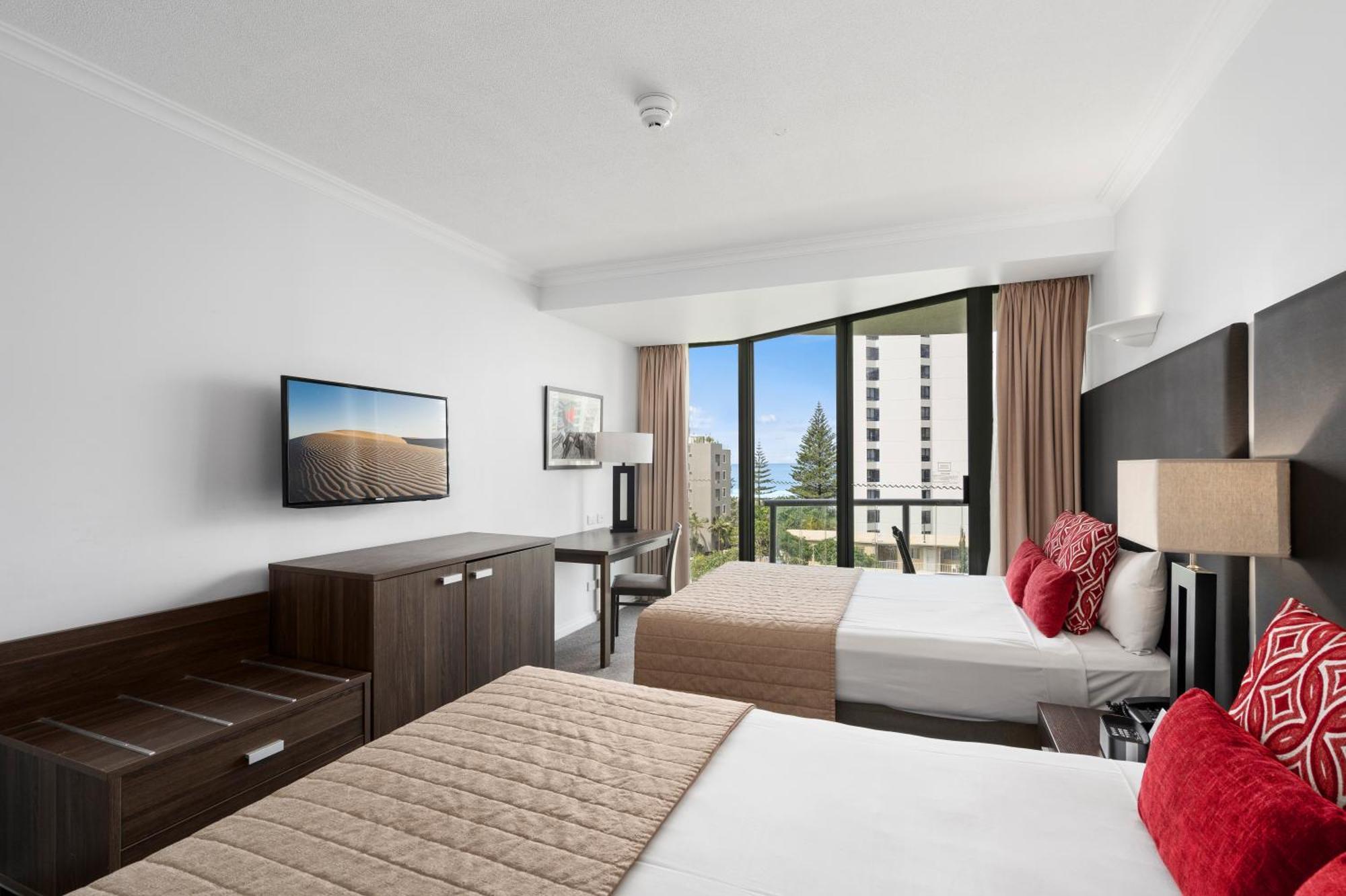 Legends Apartments - Qstay Gold Coast Exterior photo