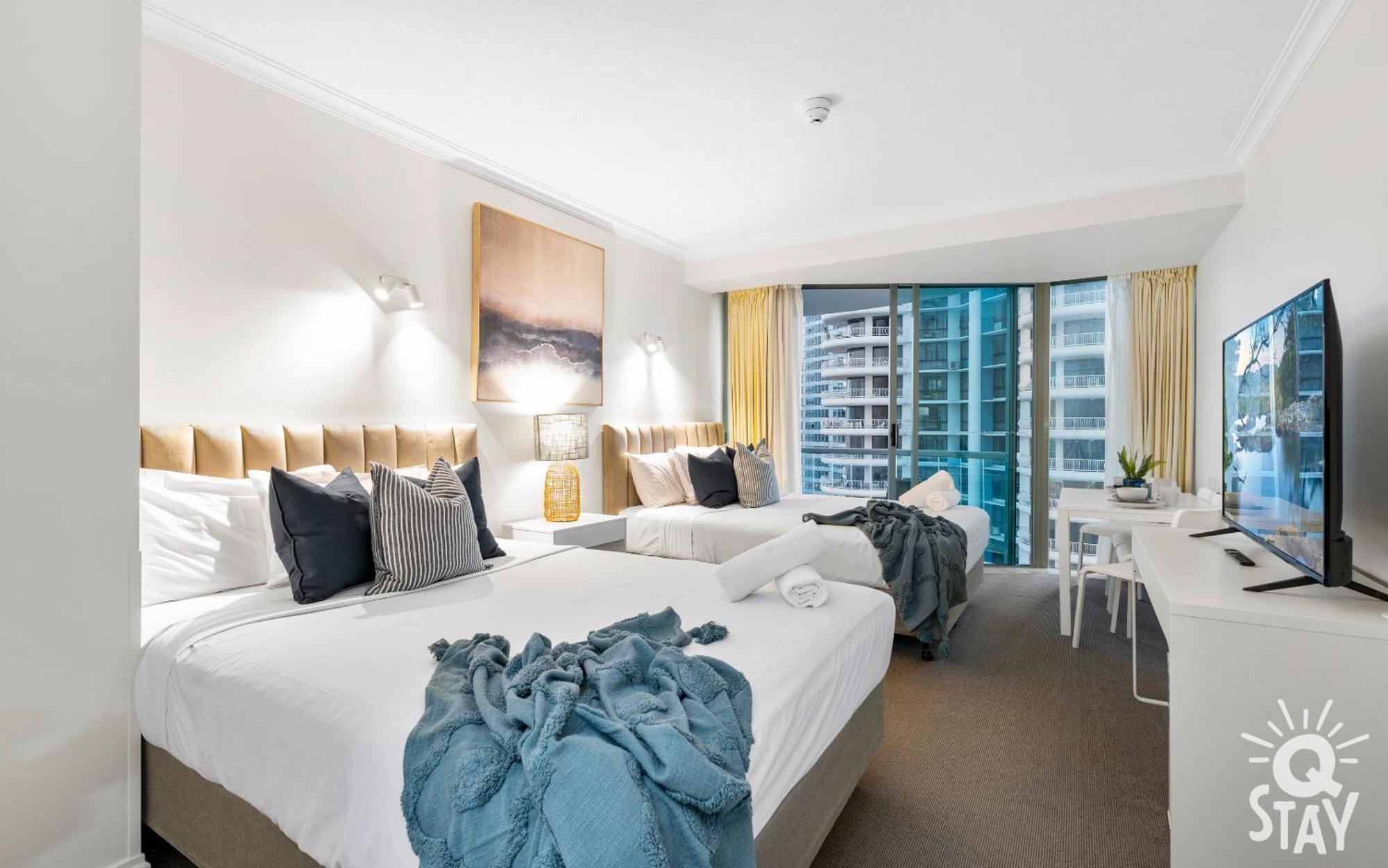 Legends Apartments - Qstay Gold Coast Exterior photo