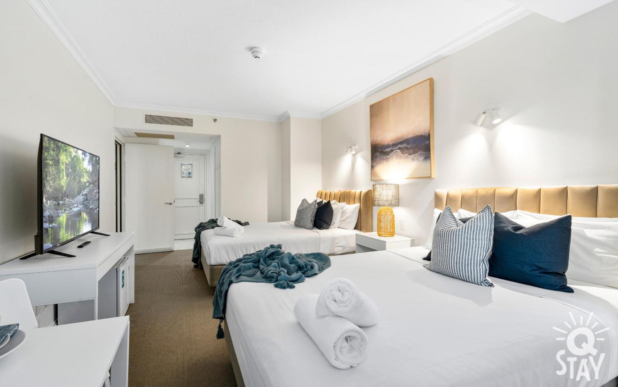 Legends Apartments - Qstay Gold Coast Exterior photo