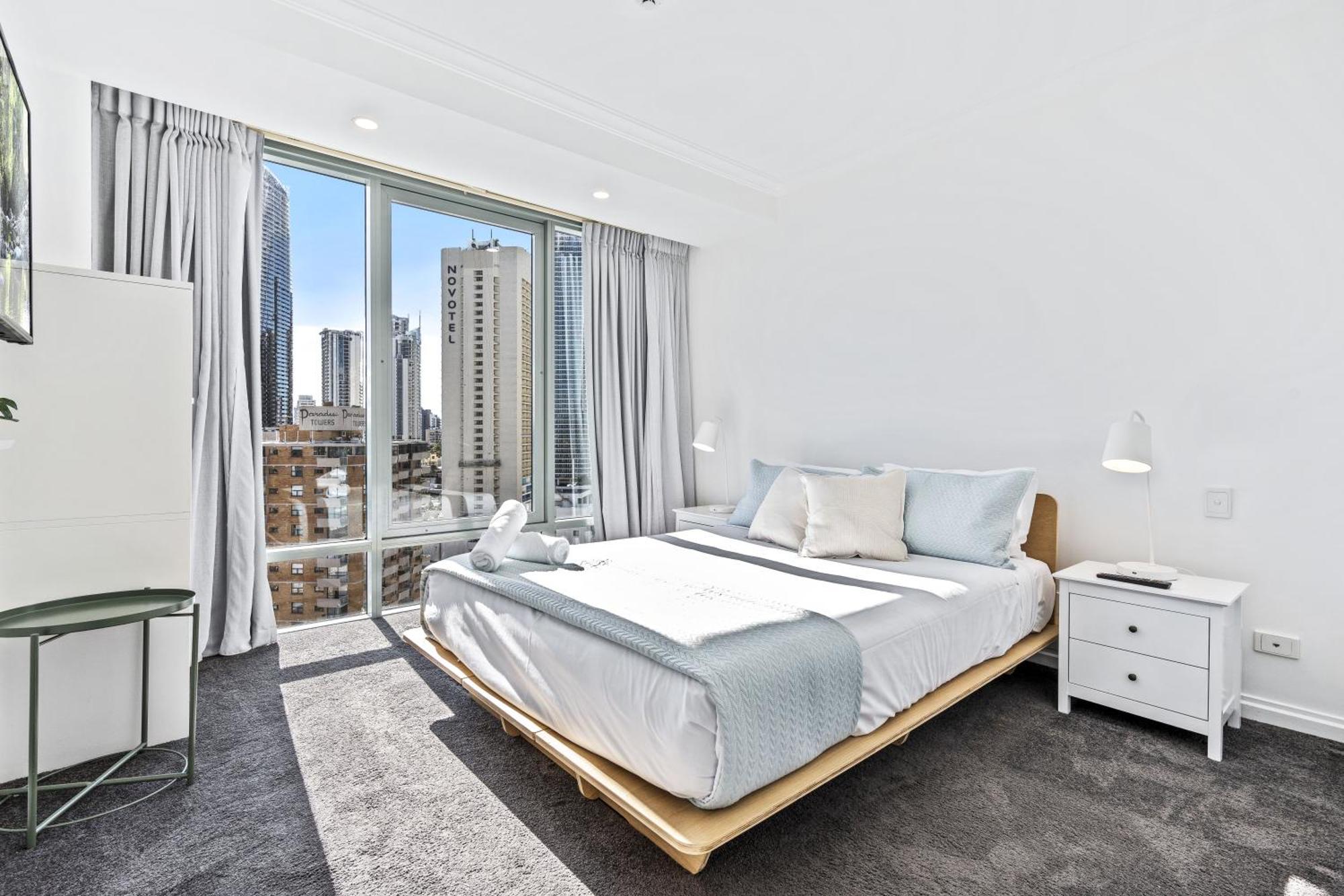 Legends Apartments - Qstay Gold Coast Exterior photo