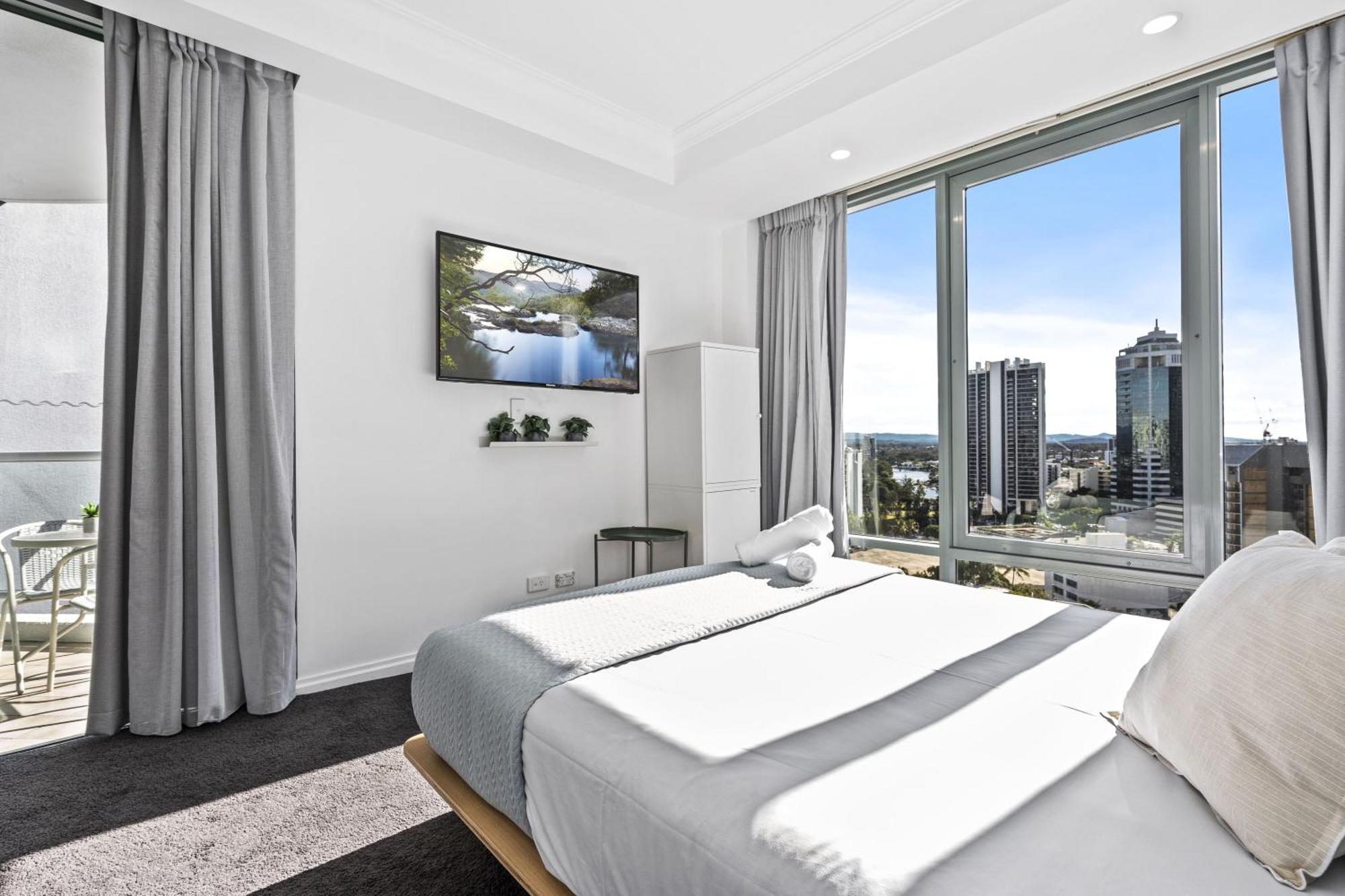 Legends Apartments - Qstay Gold Coast Exterior photo