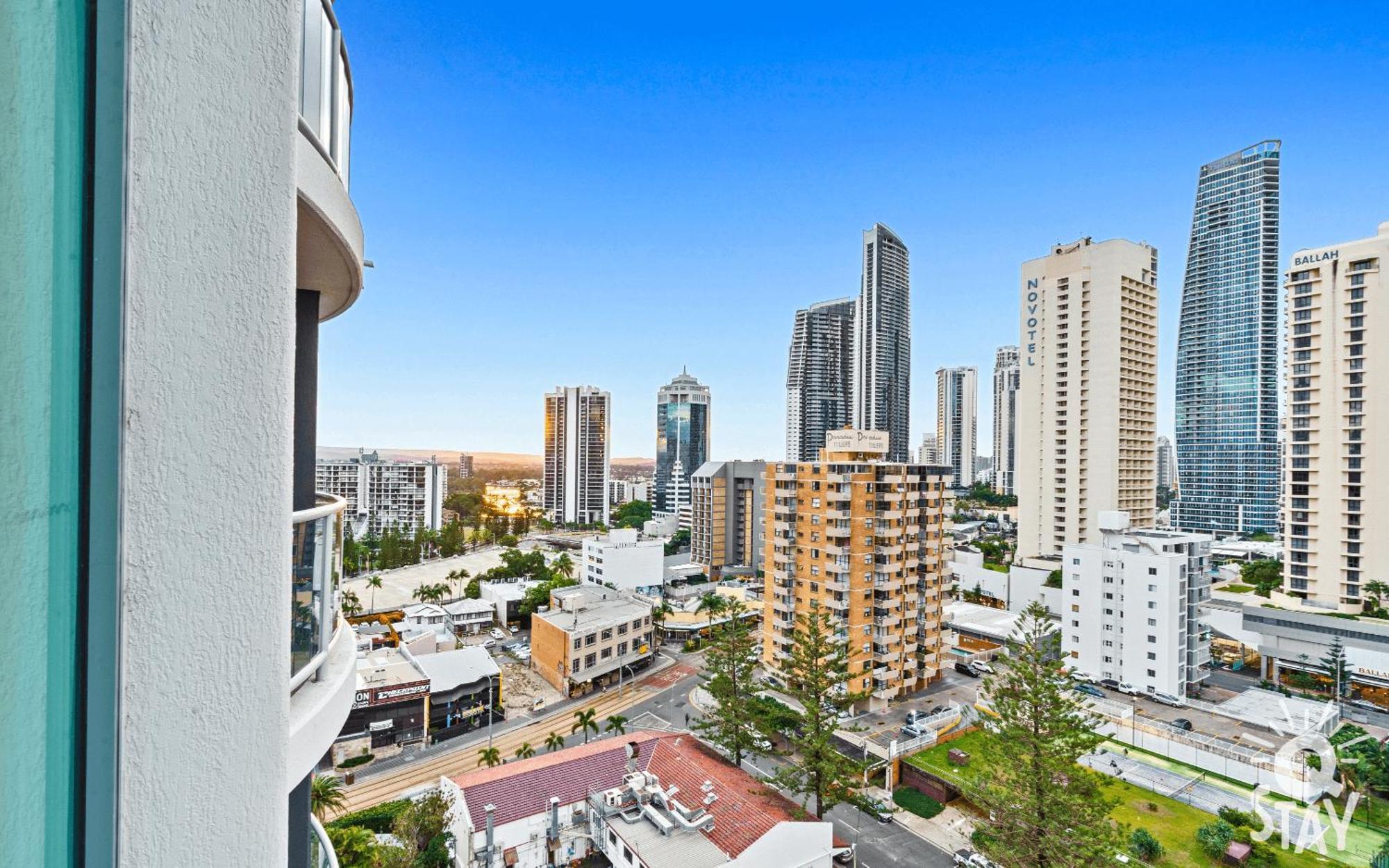 Legends Apartments - Qstay Gold Coast Exterior photo