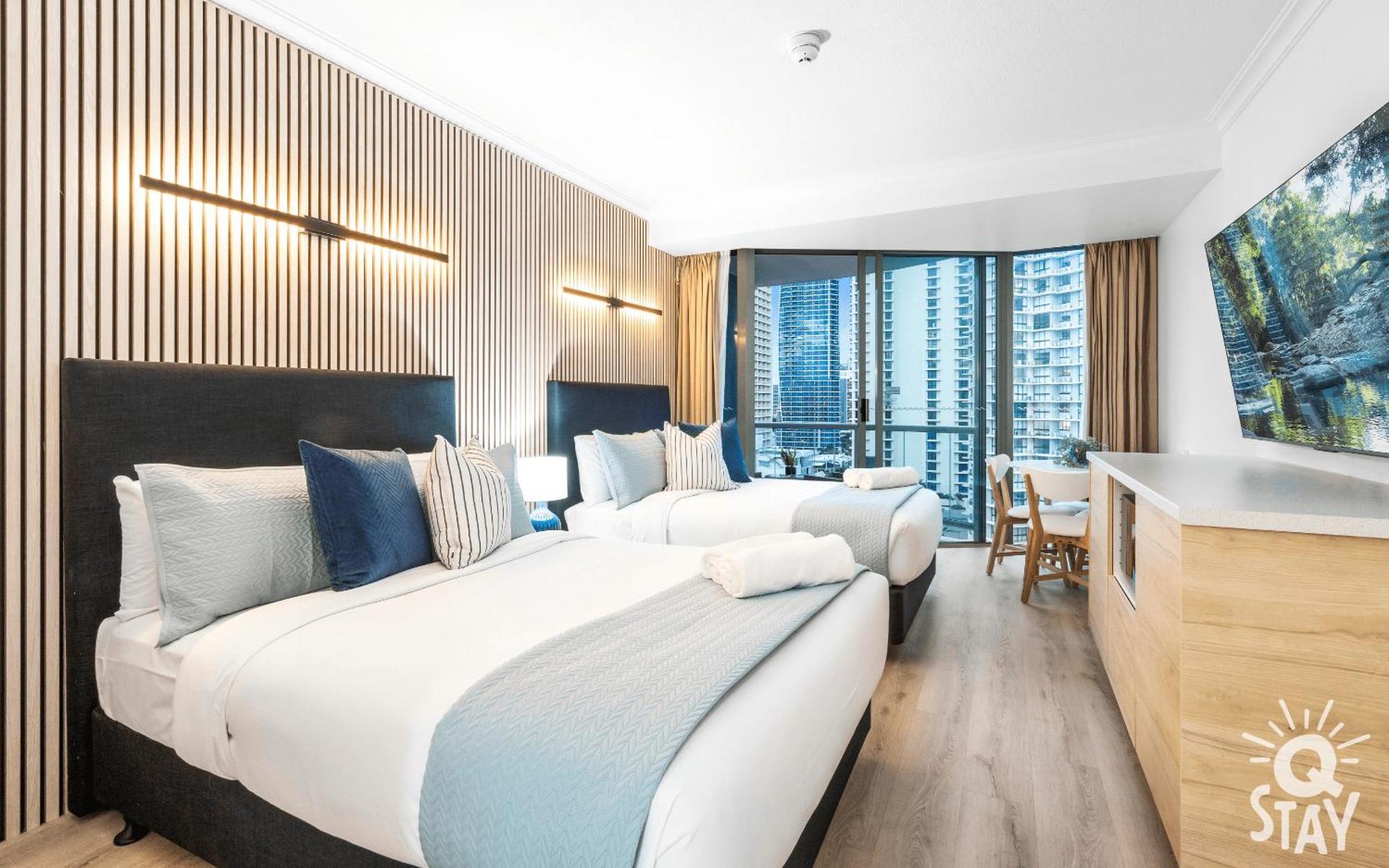 Legends Apartments - Qstay Gold Coast Exterior photo