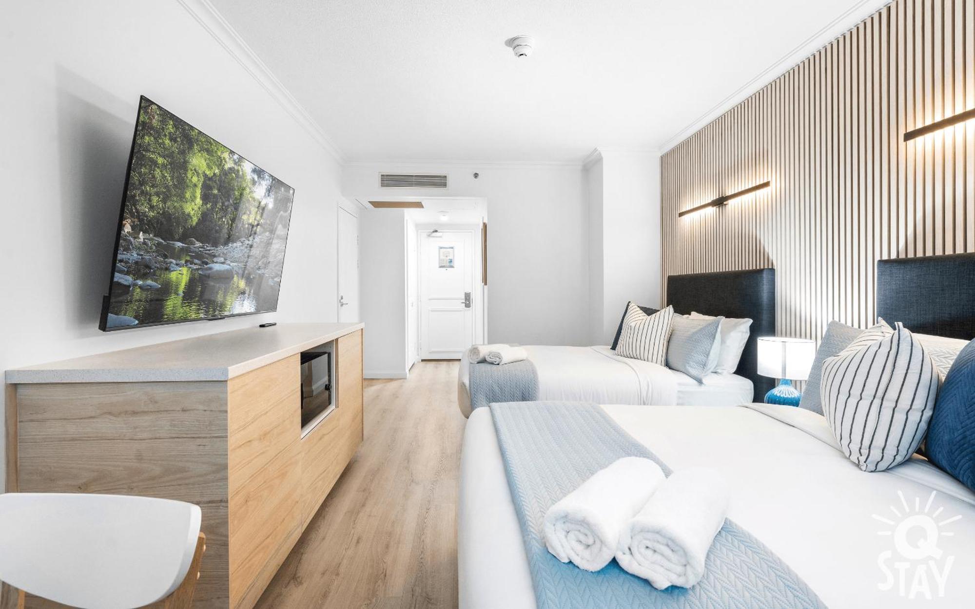 Legends Apartments - Qstay Gold Coast Exterior photo